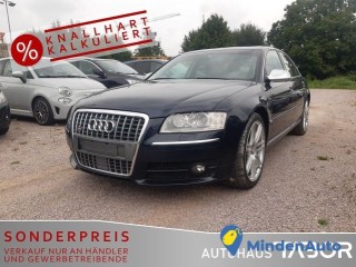 Audi S8 5.2 FSI quattro Leder Valcona B&O ACC SD LM20 331 kW (450 PS)