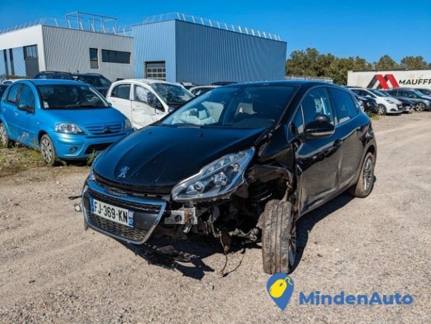 peugeot-208-bluehdi-100-allure-big-2