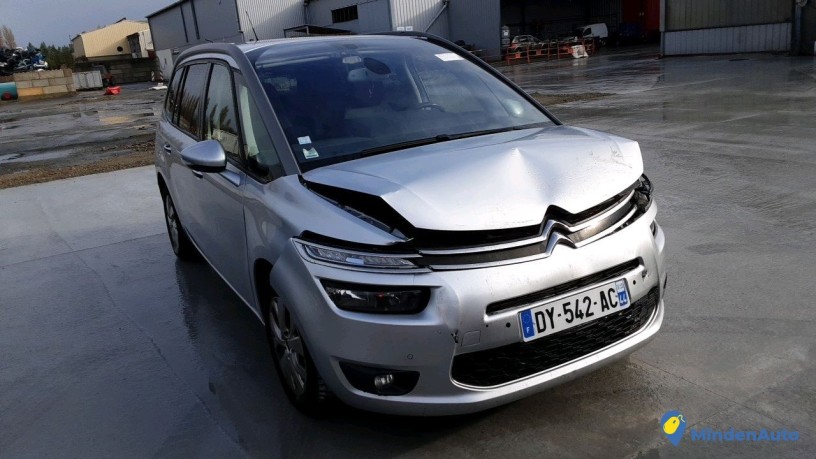 citroen-c4-picasso-dy-542-ac-big-3