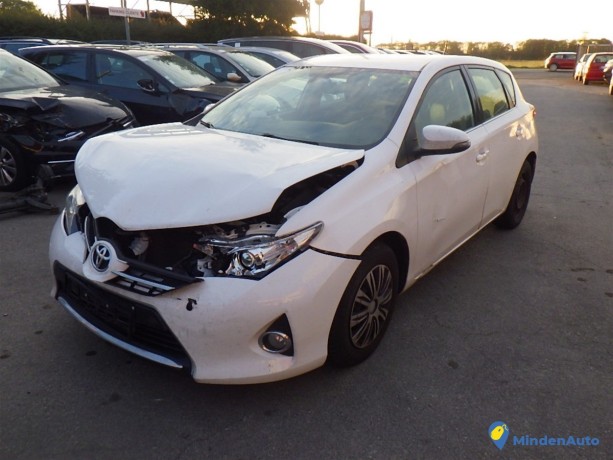 toyota-auris-ii-phase-1-14-d4d-90ch-fap-big-2