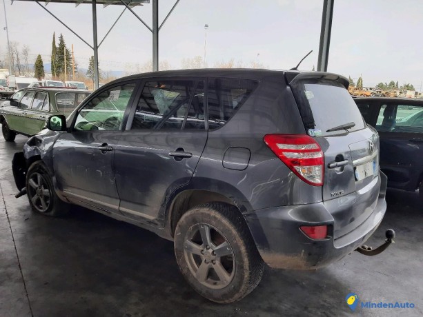 toyota-rav4-22-d-4d-150-ref-317752-big-1