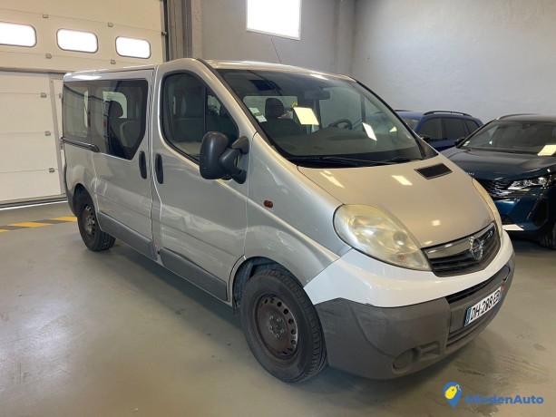 opel-vivaro-2odci-9ocv-climatisation-ii-2o14-big-2