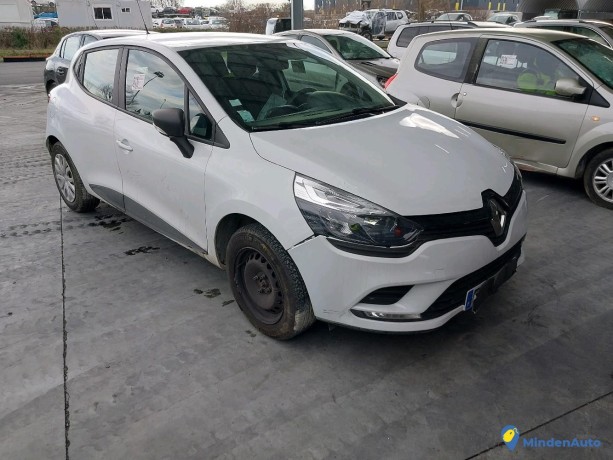 renault-clio-iv-12-75-life-essence-big-0