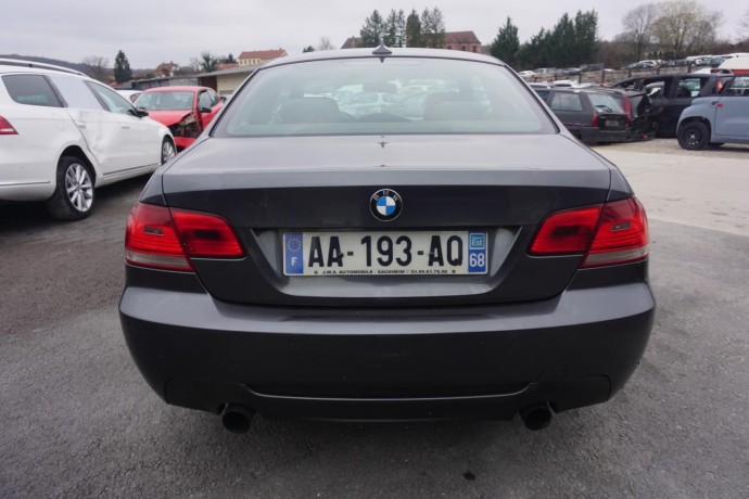 bmw-serie-3-e92-big-8