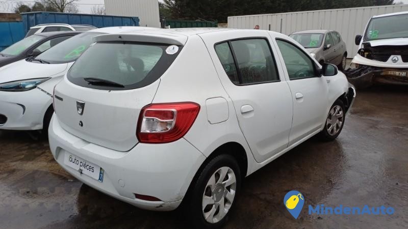 dacia-sandero-2-phase-1-12384613-big-1