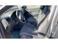 volkswagen-golf-5-12023653-small-4