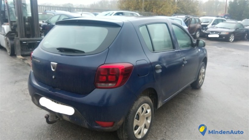 dacia-sandero-ii-phase-2-10i-73-cv-big-1