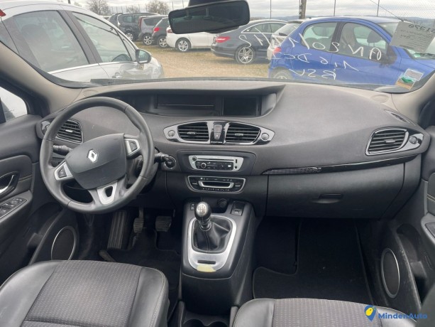 renault-scenic-16-dci-130-7-places-big-4