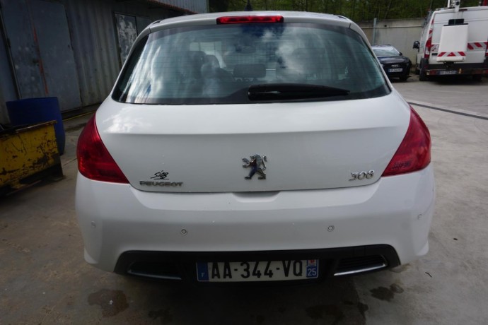 peugeot-308-1-big-12