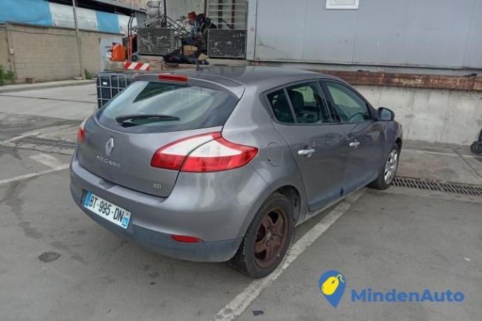 renault-megane-iii-15-dci-110cv-a-h5-ref-66634-big-3