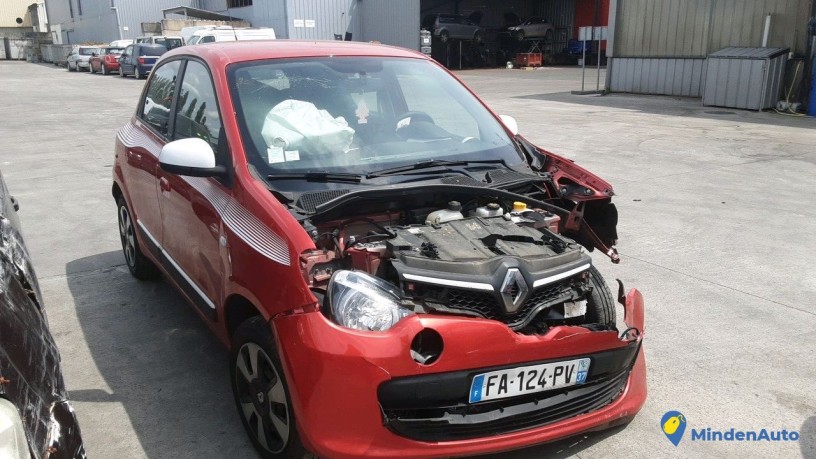 renault-twingo-fa-124-pv-big-2