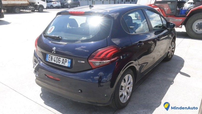 peugeot-208-en-406-ap-big-2