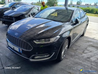 FORD MONDEO 2.0 HYBRID 187 VIGNALE - ESSENCE - ÉLECTRIQUE / NON RECHARGEABLE