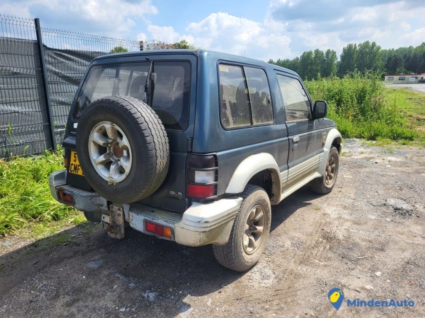 mitsubishi-pajero-25-td-chassis-court-4x4-big-1