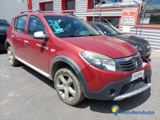 DACIA    SANDERO 1     	13174581