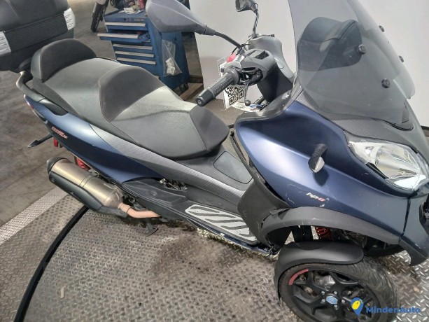 piaggio-mp3-500hp-essence-big-1