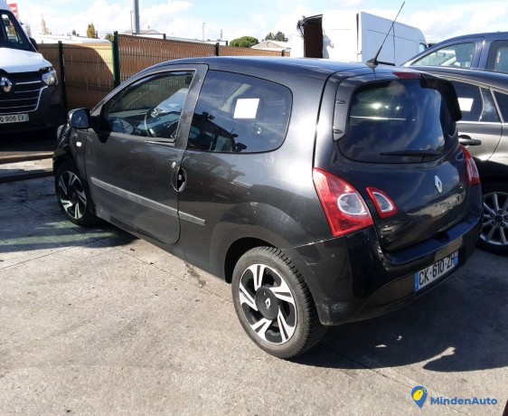 renault-twingo-ck-610-zh-big-1