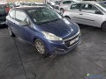 peugeot-208-14i-vti-95-essence-small-1