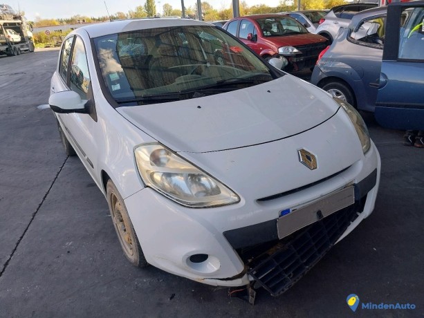 renault-clio-iii-15-dci-75-gazole-big-2