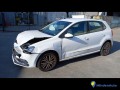 volkswagen-polo-v-12-tsi-90-essence-small-2