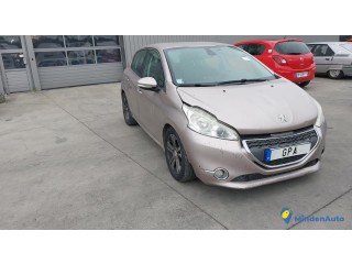 PEUGEOT 208 1.6 E-HDI 92 ALLURE - GAZOLE