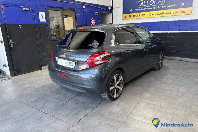 peugeot-208-big-2