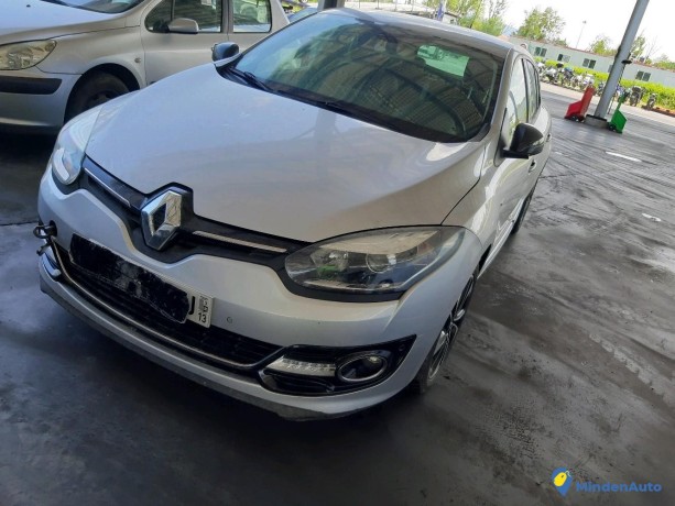 renault-megane-iii-16-dci-130-engine-broken-bose-ref-324422-big-0