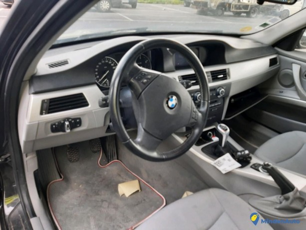 bmw-serie-3-e91-318d-143-touring-ref-323304-big-4