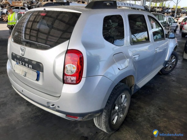 dacia-duster-15-dci-110-gps-laureate-ref-325390-big-1