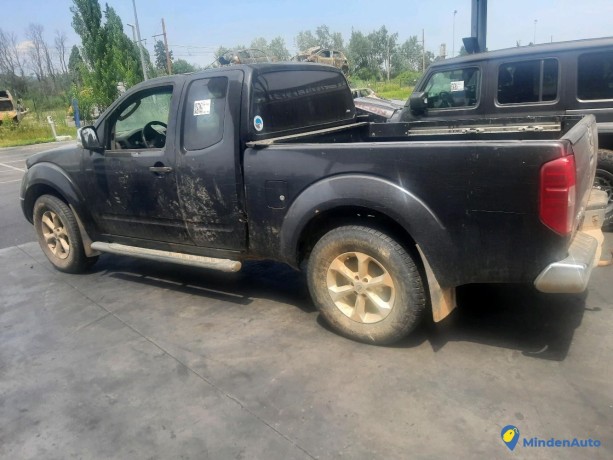 nissan-navara-25-dci-174-king-cab-ref-326116-big-3