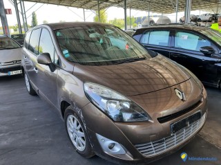 RENAULT III GRD SCENIC 1.9 DCI 130 ALYSE Réf : 329401