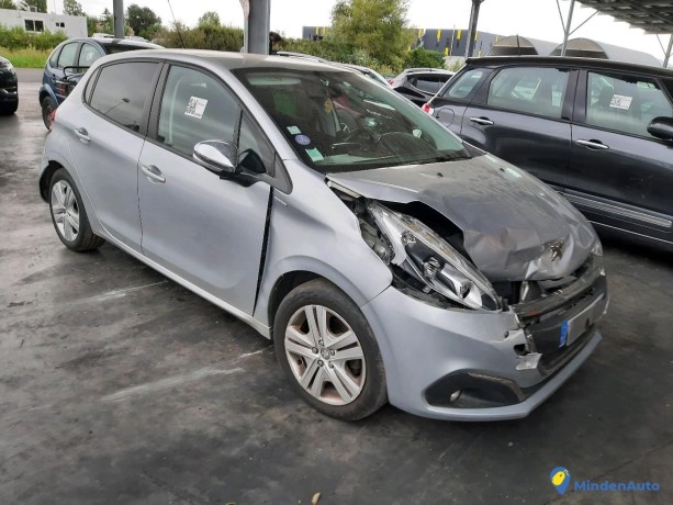 peugeot-208-12-puretech-82-style-ref-329464-big-2