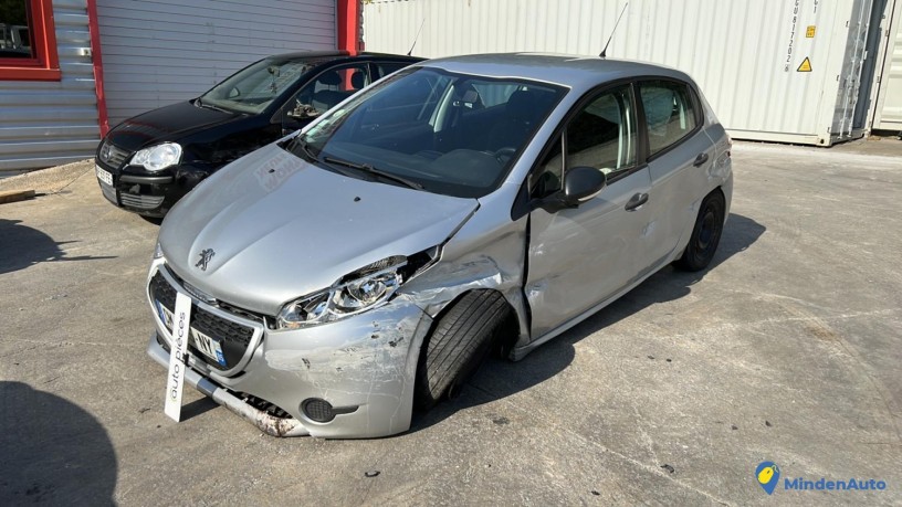 peugeot-208-1-phase-1-reference-11823566-big-3