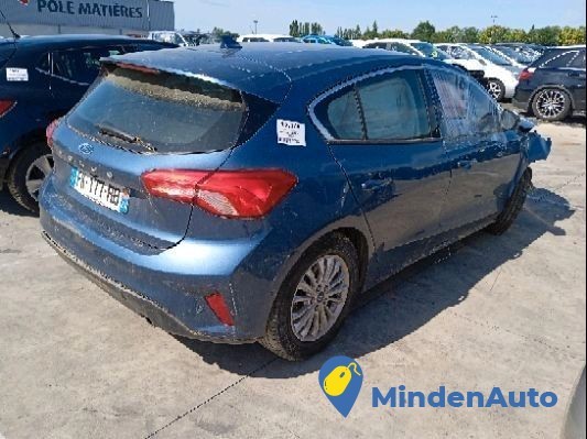 ford-focus-lim-titanium-big-3