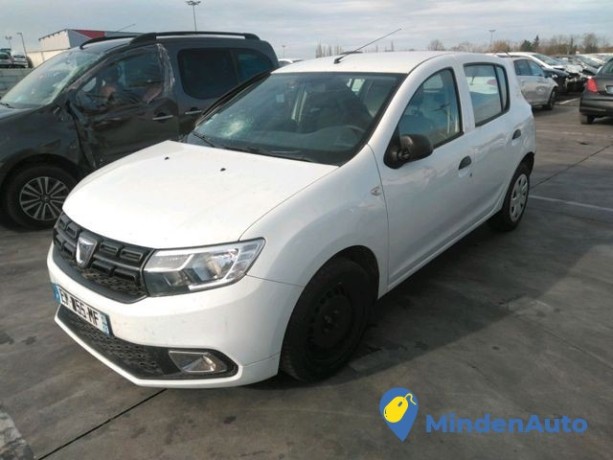 dacia-sandero-ii-ambiance-big-0