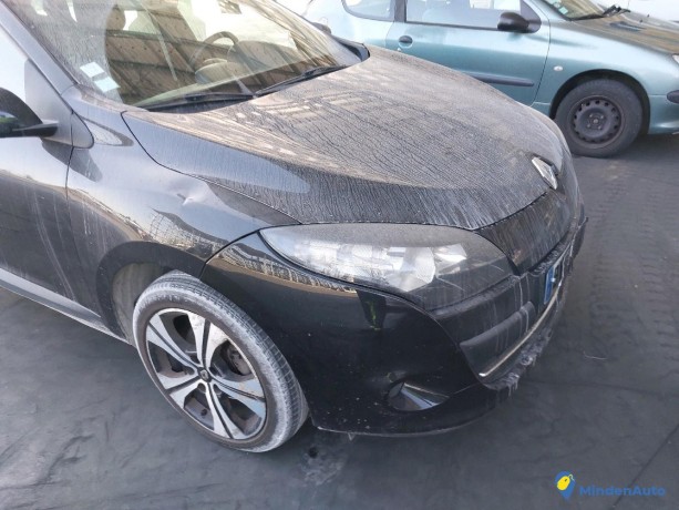 renault-megane-iii-estate-15-dci-110-bose-edc-ref-331455-big-2