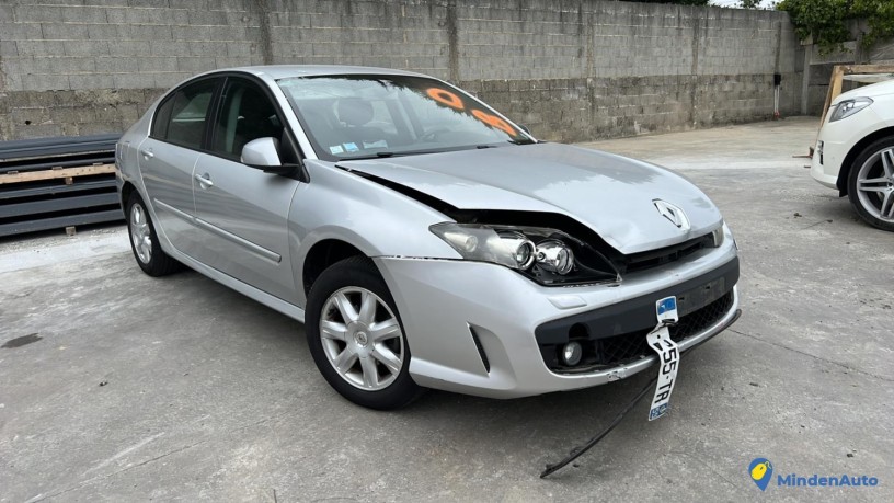 renault-laguna-3-phase-1-reference-du-vehicule-11817375-big-3