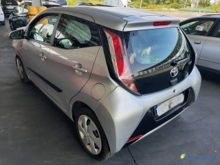 TOYOTA AYGO 1.0 VVT-I 69 X-WAVE 2 X-SHIFT Réf : 328923