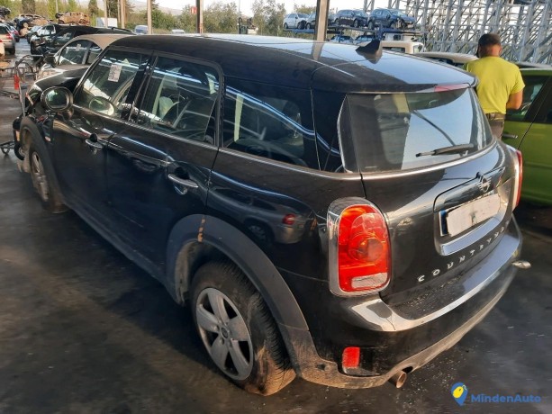 mini-countryman-f60-15i-102-ref-330205-big-0