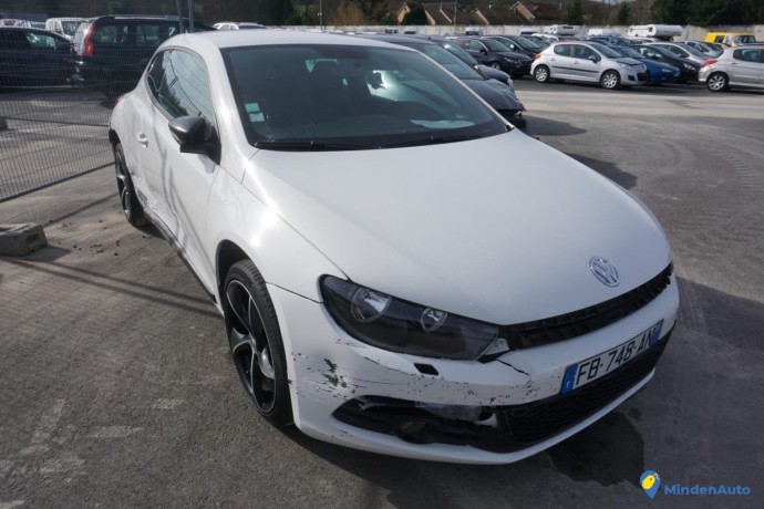 volkswagen-scirocco-3-coupe-14-tsi-16v-turbo-big-1