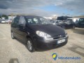 peugeot-807-22l-hdi-130-small-2