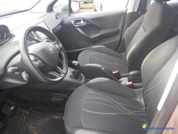 peugeot-208-phase-1-5p-12-puretech-82ch-big-4