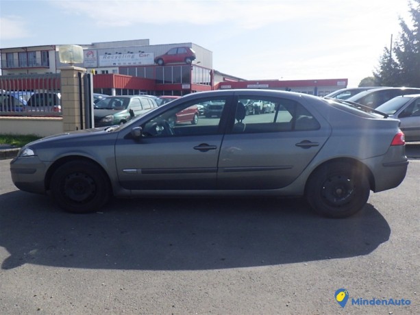 renault-laguna-ii-phase-2-19-dci-big-2