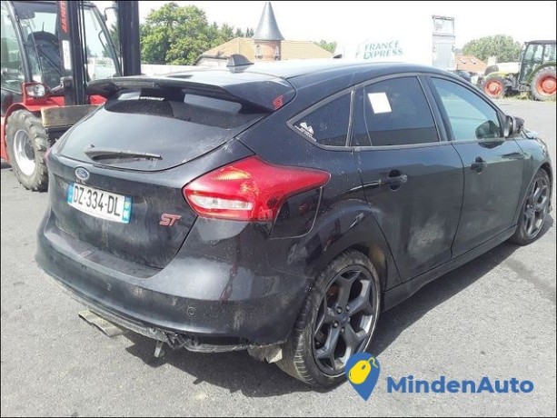 ford-focus-st-250-big-1