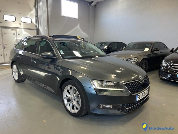 skoda-superb-combi-2otdi-15ocv-style-iv-2o19-big-2