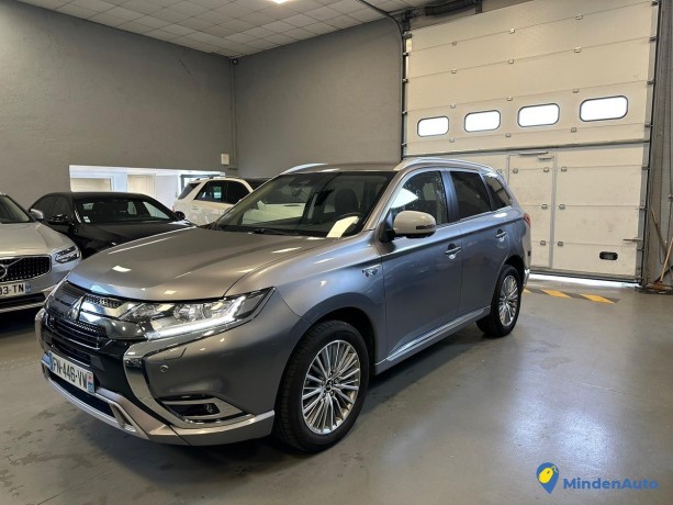 mitsubishi-outlander-hybrid-4x4-intens-ii-2o2o-big-0