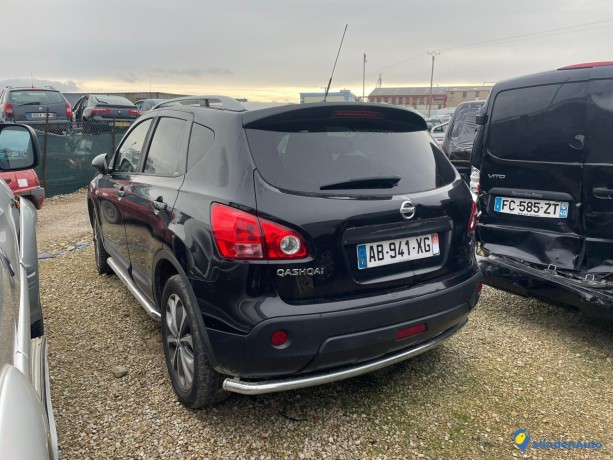 nissan-qashqai-20-dci-150-44-big-1