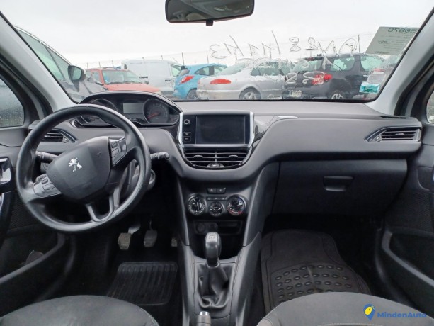 peugeot-208-16-e-hdi-92-big-4