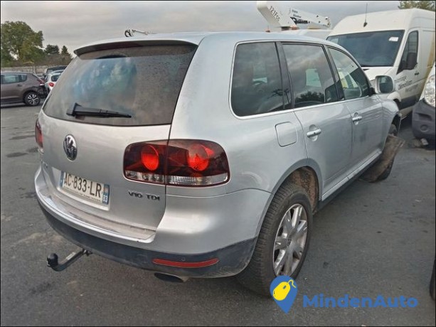 volkswagen-touareg-v10-tdi-big-3