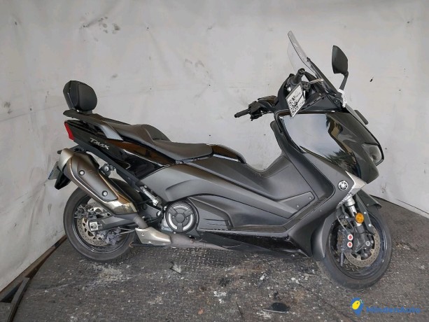 yamaha-tmax-xp530-essence-337166-big-1